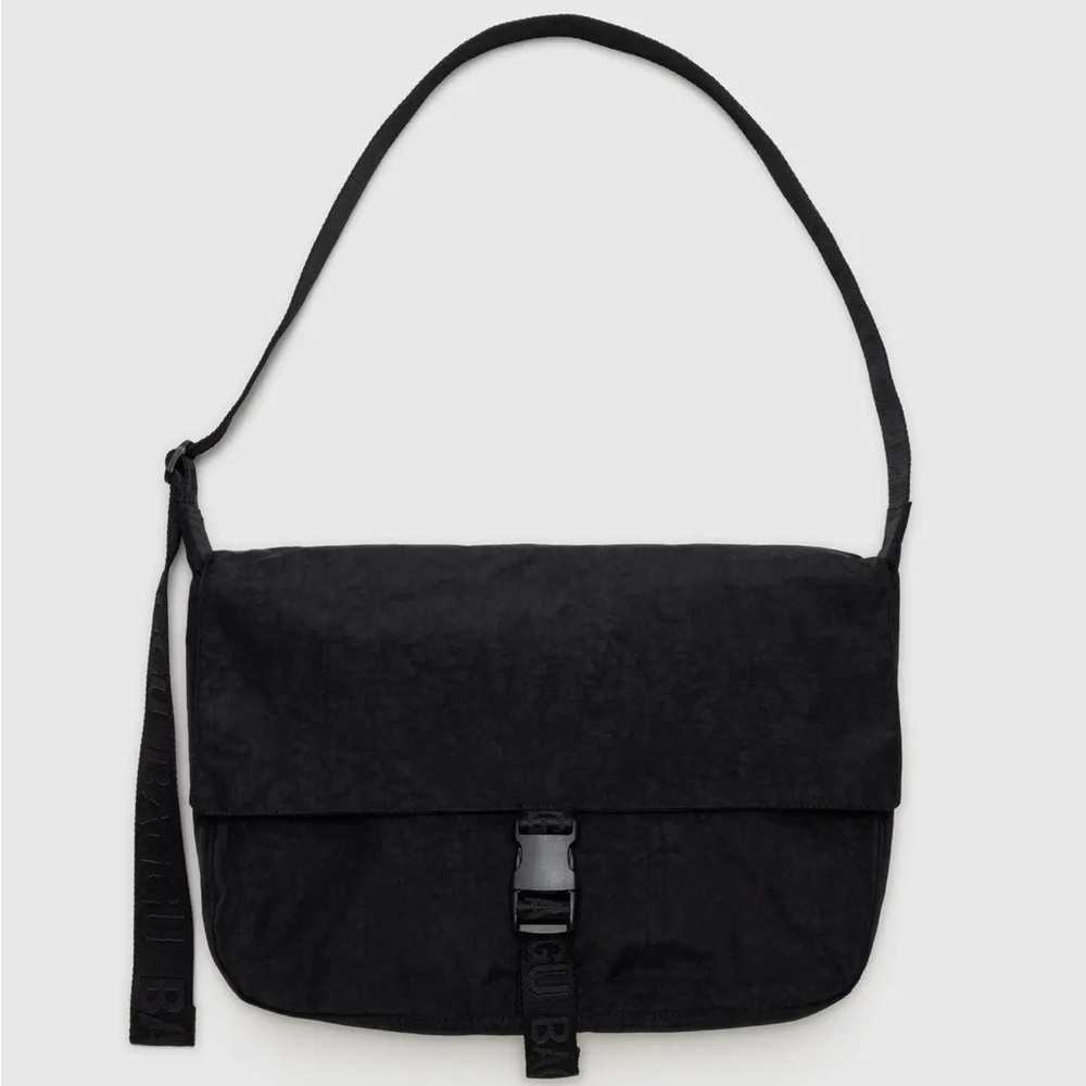 BAGGU Black Messenger Shoulder/Crossbody Bag